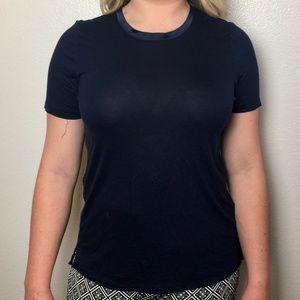 FREE Banana Republic tee, m